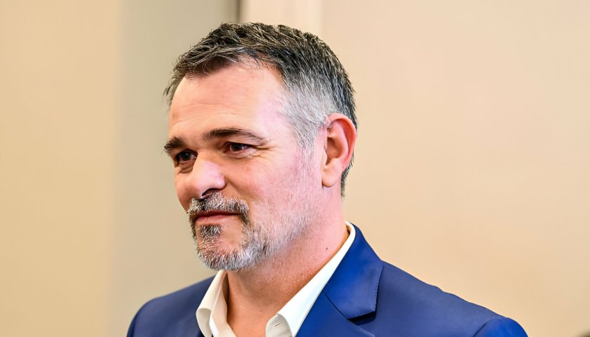 "ლობჟანიძე? საბა ამის გამო არ შევიყვანე განაცხადში" - ვილი სანიოლის განცხადება