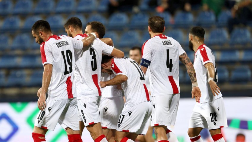 ცნობილია - რა შეფასება დაიმსახურეს ქართველმა ფეხბურთელებმა პირველ ტაიმში