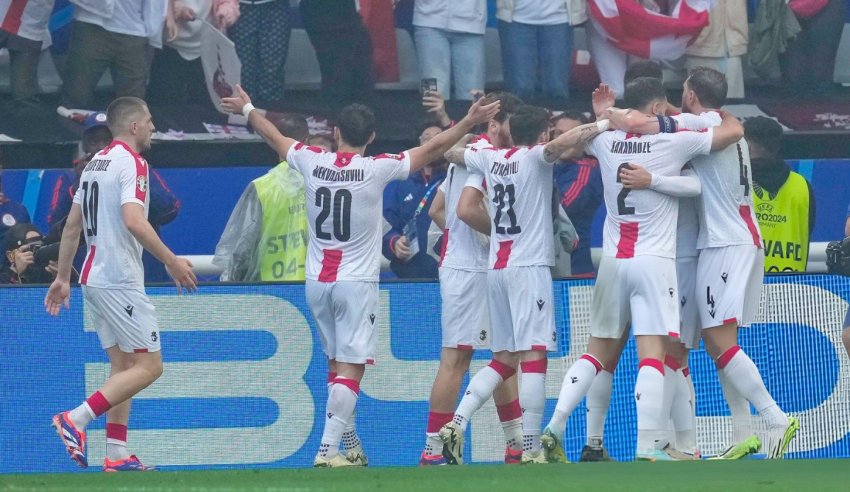 რა შეფასებები მიიღეს ფეხბურთელებმა პირველი ტაიმის შემდეგ