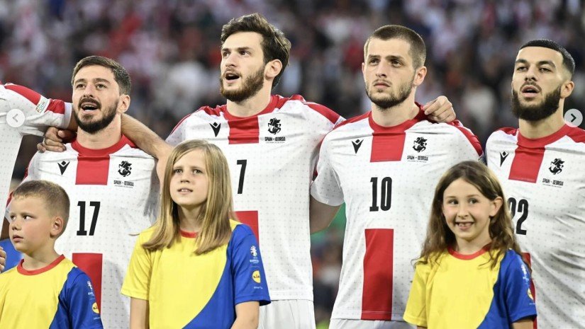 რატომ არ მღერის მატჩის დაწყებამდე გიორგი ჩაკვეტაძე საქართველოს ჰიმნს - ფეხბურთელის პასუხი