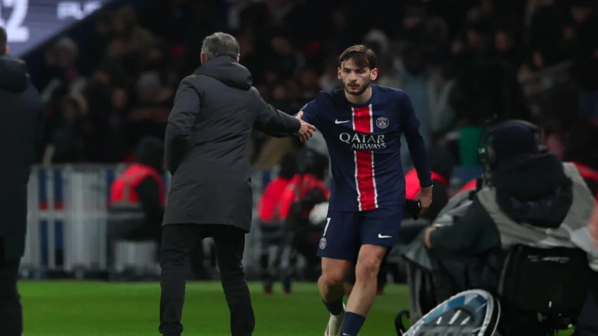 “დღევანდელ მატჩში ის ბრწყინვალე იყო” - ლუის ენრიკე ხვიჩა კვარაცხელიაზე