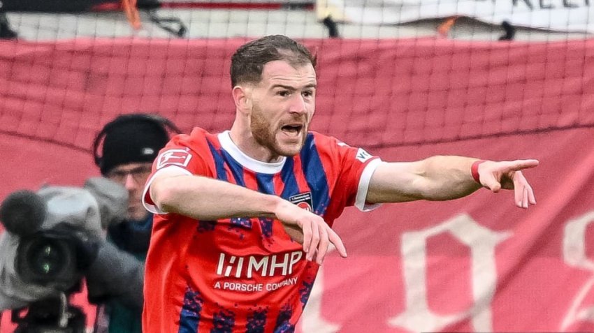 რა შეფასება დაიმსახურა ბუდუ ზივზივაძემ პირველ ტაიმში პირველ ბუნდესლიგურ მატჩში