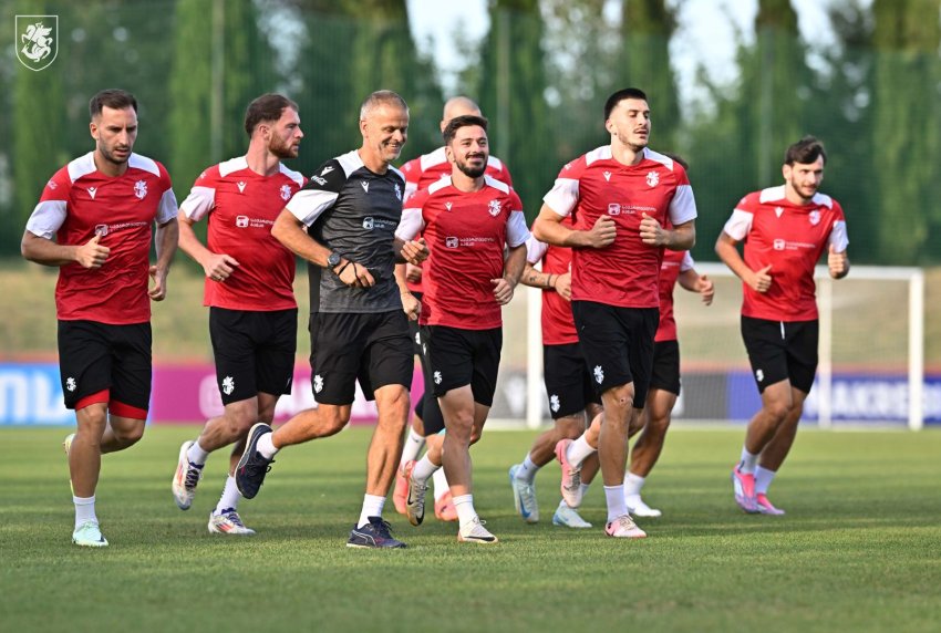 ნაკრების ფეხბურთელების ნახვის შესაძლებლობა თბილისში გვექნება - ცნობილია, სად დაბინაბვდება ჩვენი გუნდი