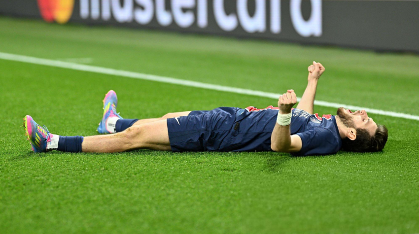 ყველას აჯობა - რა ქულით შეაფასეს ხვიჩა კვარაცხელიას თამაში "ასტონ ვილასთან"