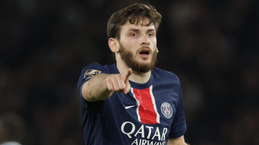 "აქ ბედნიერი ვარ, ყველა მეხმარება, რომ..." - კვარას ინტერვიუ მატჩის შემდეგ