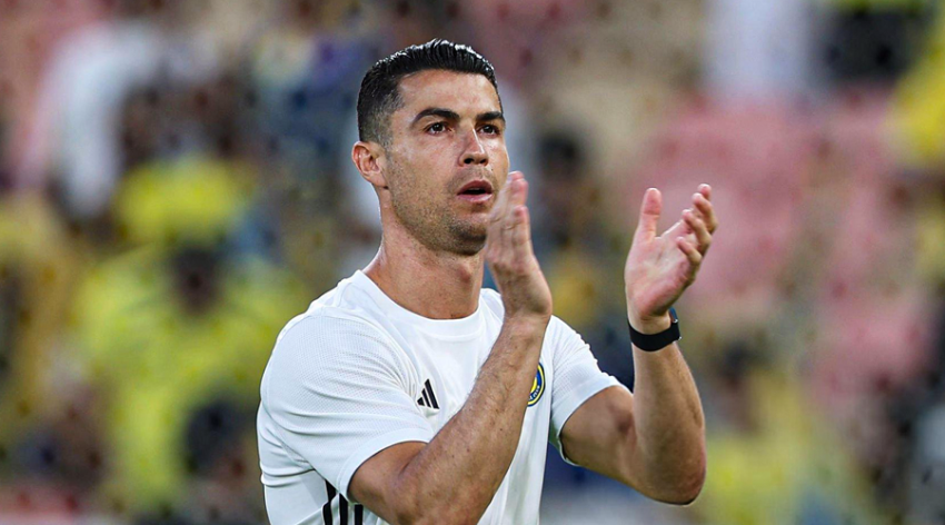 რონალდუს მაგიდაზე ორი გუნდის შემოთავაზება უდევს - ვინ ყიდულობს კრიშტიანუს