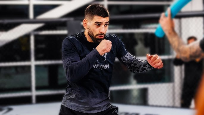 "ყველაზე ბედნიერი მოსამზადებელი კემპი გავიარე, რადგან..." - ილია თოფურიას განცხადება ბრძოლის წინ