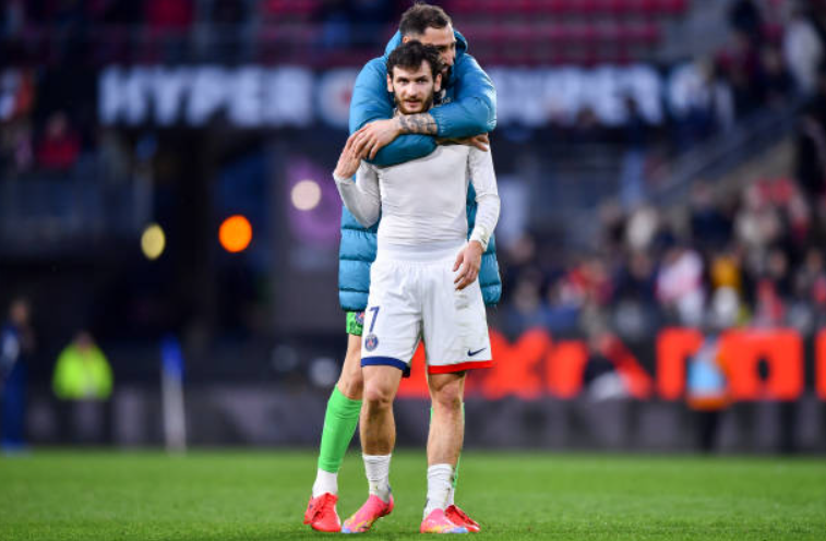 კვარამ დონარუმა პარი სენ-ჟერმენიდან ემოციურად გააცილა - ხვიჩას მაგარი ჟესტი