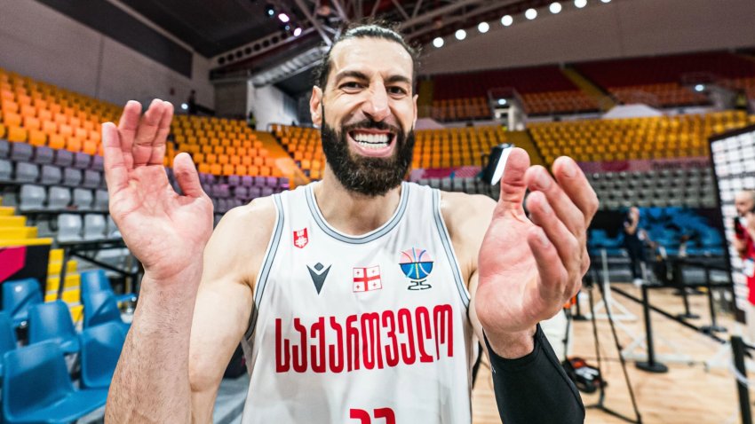 "ბევრს ეგონა, რომ ხელწამოსაკრავი გუნდი ვიყავით" - რა თქვა თორნიკე შენგელიამ