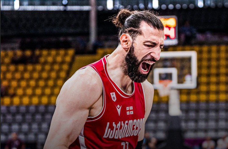 ოფიციალურად - ფიბამ თორნიკე შენგელიას განაჩენი გამოუტანა