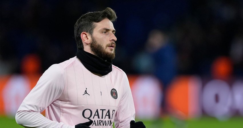 PHOTO: სამაგალითო ჟესტი - როგორ მიულოცა კვარაცხელიამ თავის გუნდელს დიდი წარმატება