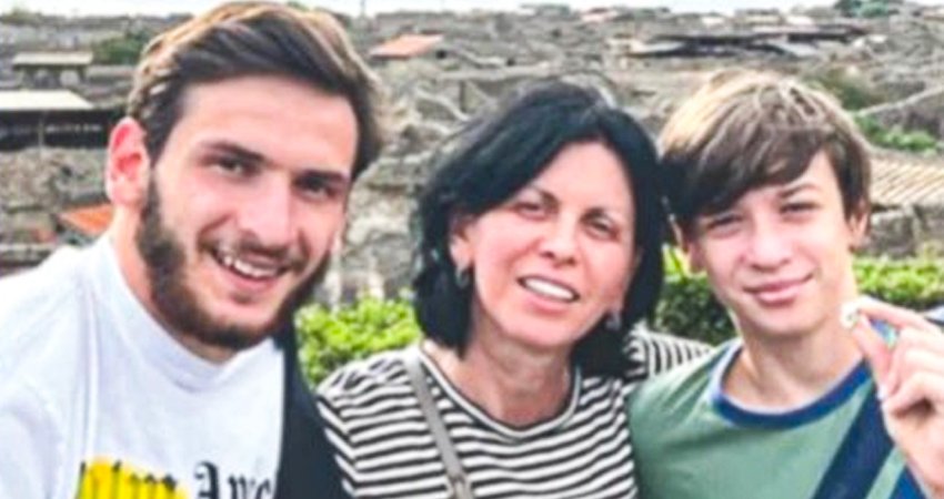 PHOTO: როგორ მიულოცა ხვიჩა კვარაცხელიამ პატარა ხმას, თორნიკეს დაბადების დღე