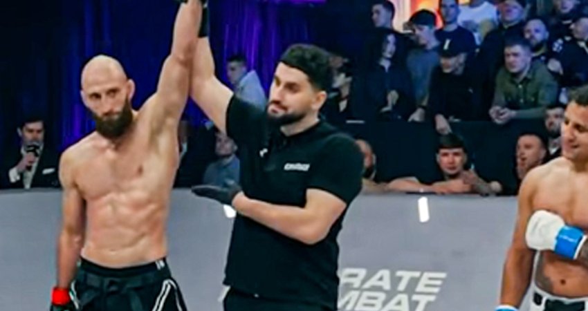 VIDEO: გურამ ქუთათელაძემ კარატე კომბატში თურქ კადირ დალეირანს ტექნიკური ნოკაუტით მოუგო